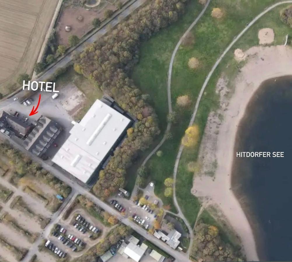 Rheinlaender Seehotel * Leverkusen